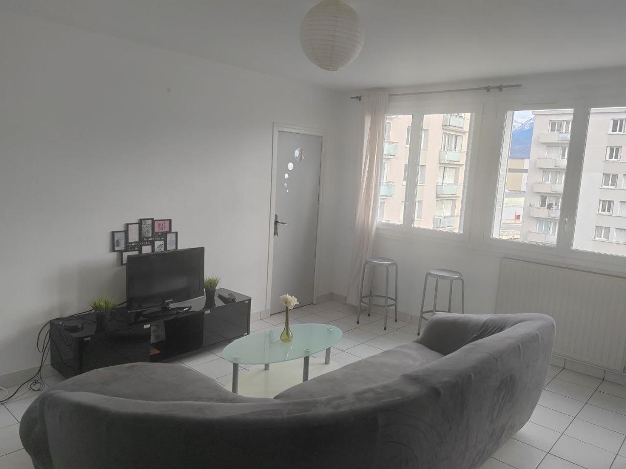 Une Chambre Dans Appartement Partage, Grenoble A 8 Min Du Centre-Ville Exterior photo