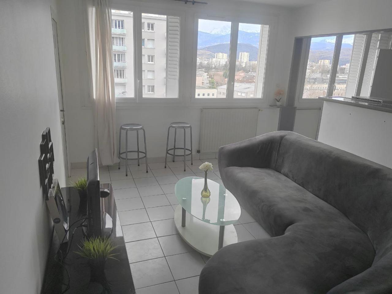 Une Chambre Dans Appartement Partage, Grenoble A 8 Min Du Centre-Ville Exterior photo